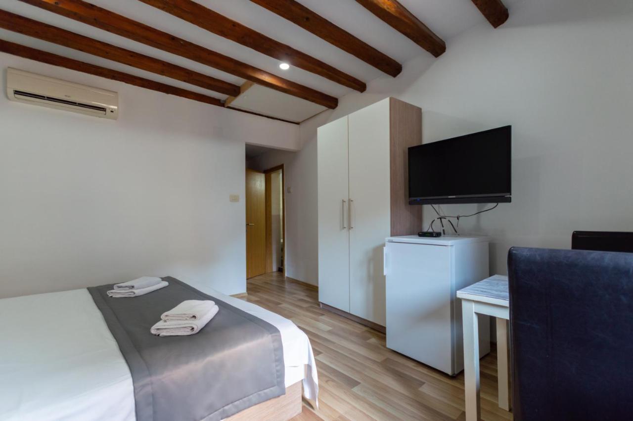 Camenno Apartments-The Heart Of Diocletian'S Palace-Open All Winter! Split Exterior foto